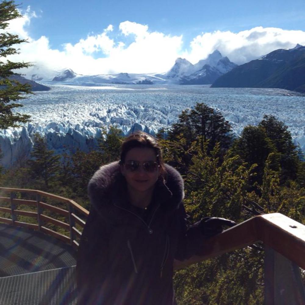 Meet your Posher, Laura